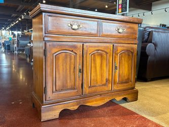 Petite Buffet w/ Single Wide Drawer