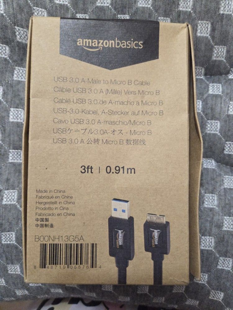 Amazon Basics USB 3.0 Cable - Type USB-A Male To Micro USB 3 Ft