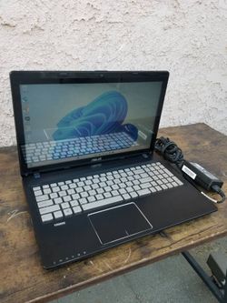 Asus 15.6-inch. TouhScreen Laptop, Windows 11 - $165