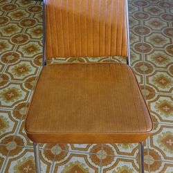 Set Of 4 Retro Dining Chairs