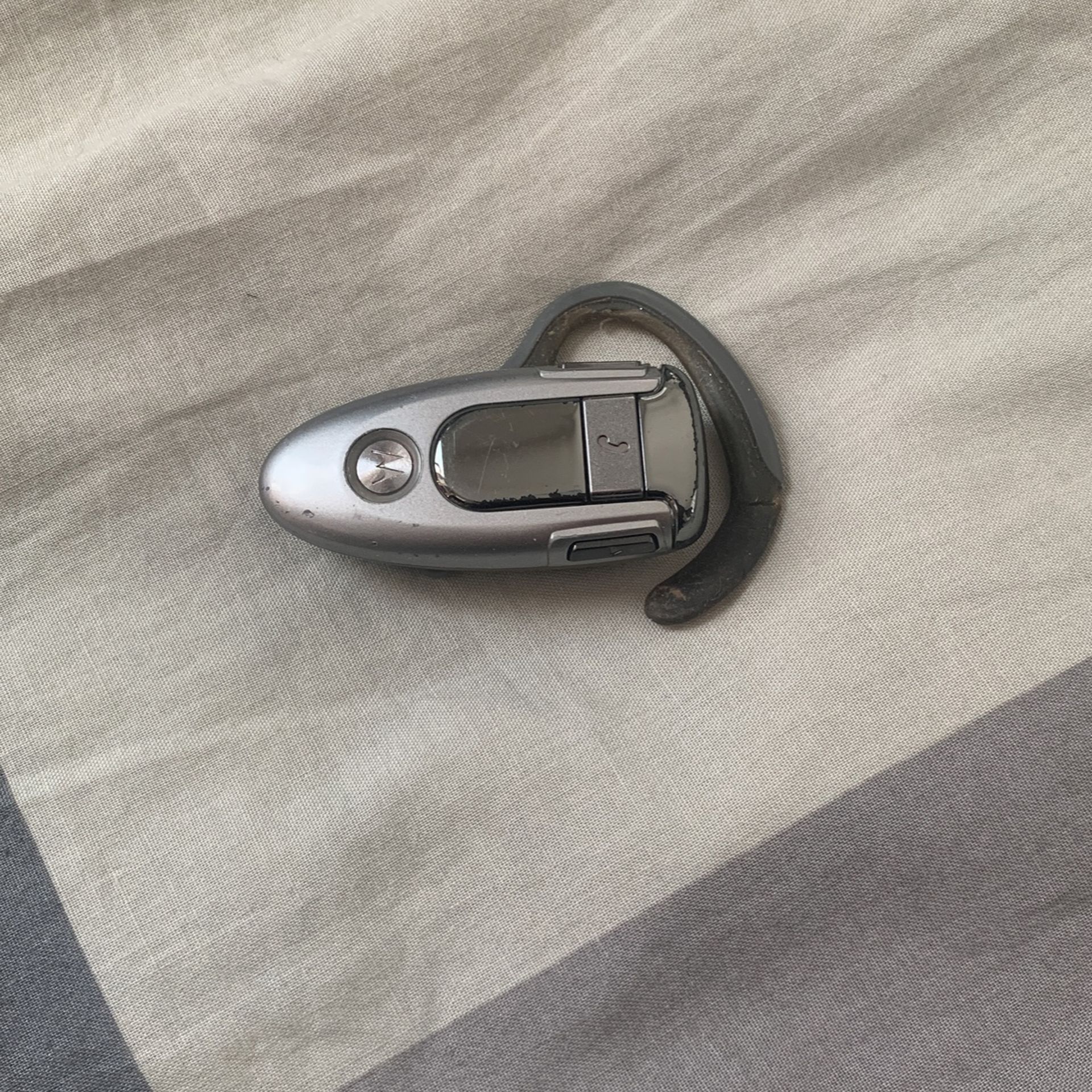 Motorola Blue Tooth Ear Fob