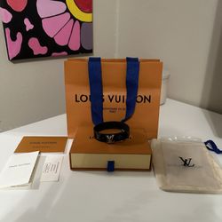 Lv Bracelet