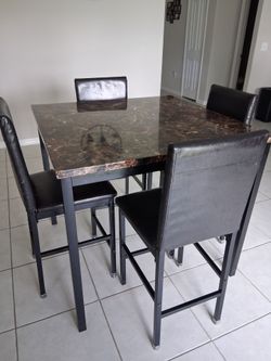 5 Piece Counter Height Dining Set