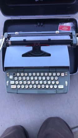 Electric Typewriter  Smith & Corona 12