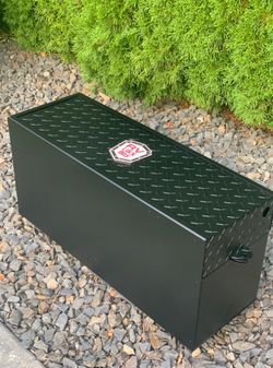 23” RV/Trailer Lock Box - New