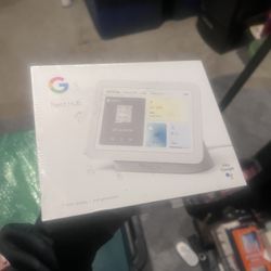 Google Nest & Echo Show 