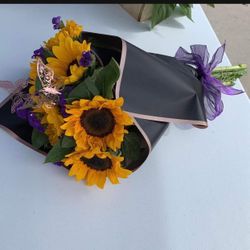Sunflower Bouquet/ Ramo De Girasoles
