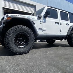 Jeep Wrangler Lift Package Rough Country  With Tires Set Of 5 Wheels 17inch  35x1250r17  Tires $