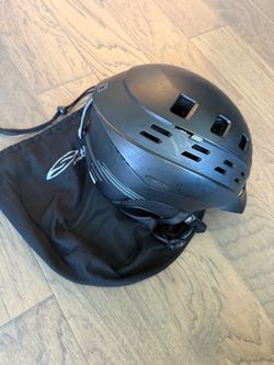 Smith Snow Ski Helmet with Storage Bag small