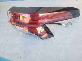 Toyota Sienna Tail light 2021 2022 2023 2024 2025 OEM