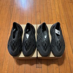 Adidas Yeezy Foam Runners Oynx & Carbon Both size 11 $120 Each 