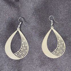 Women’s Earrings 