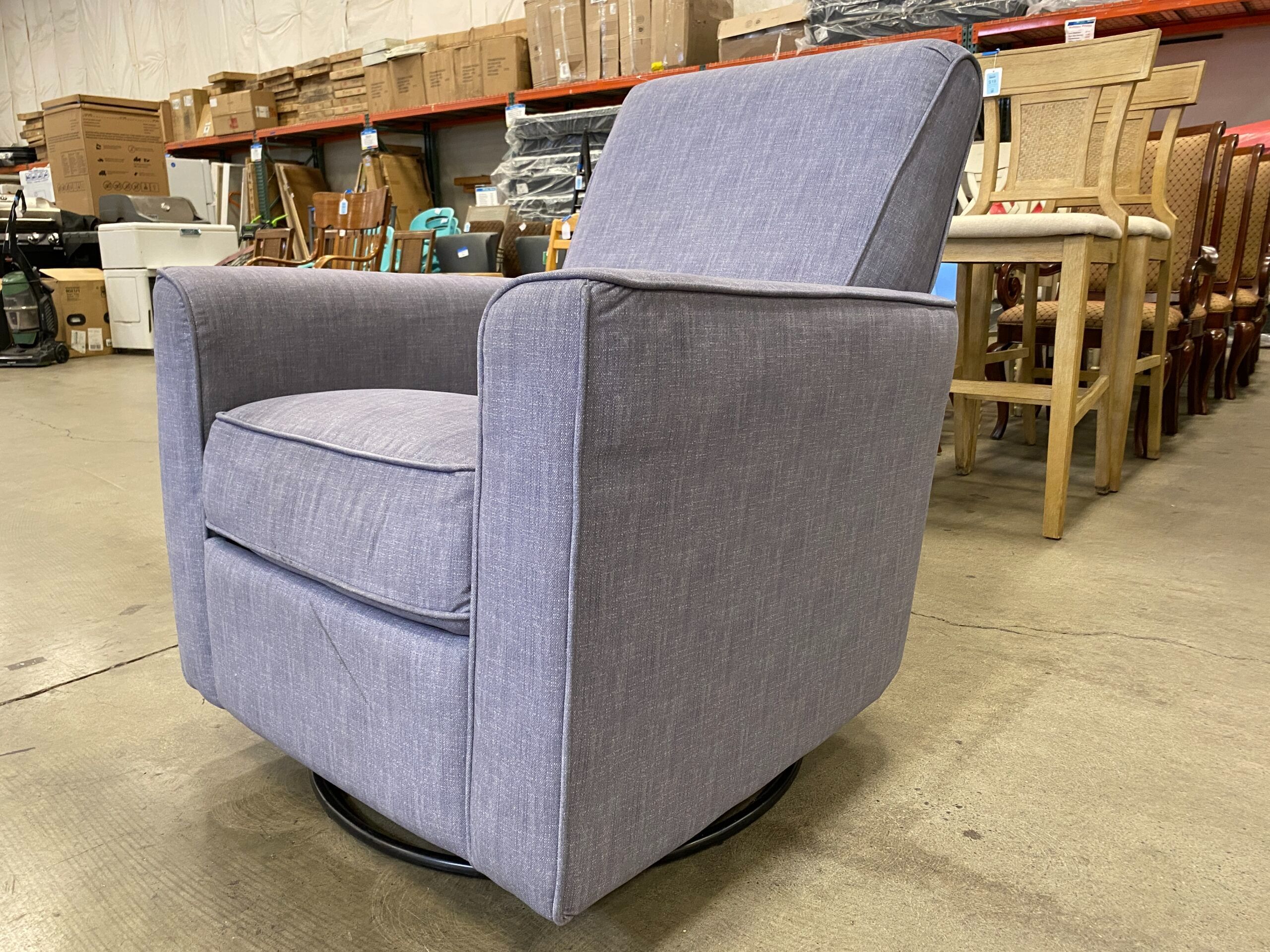 HARMONY Swiveling Glider in Carlton Dove