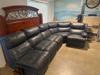 Couches / Need gone