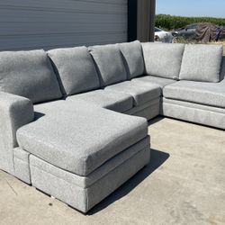 3 PIECE SECTIONAL WITH CHAISE 