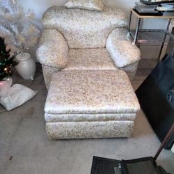 Floral Upholstered Chair With Ottoman Silky Material