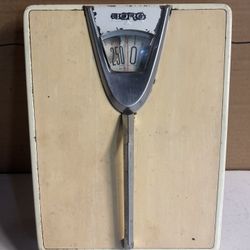 Vintage Borg Bathroom Scale - Yellow & Chrome - Magnifying Bubble - Mid-Century