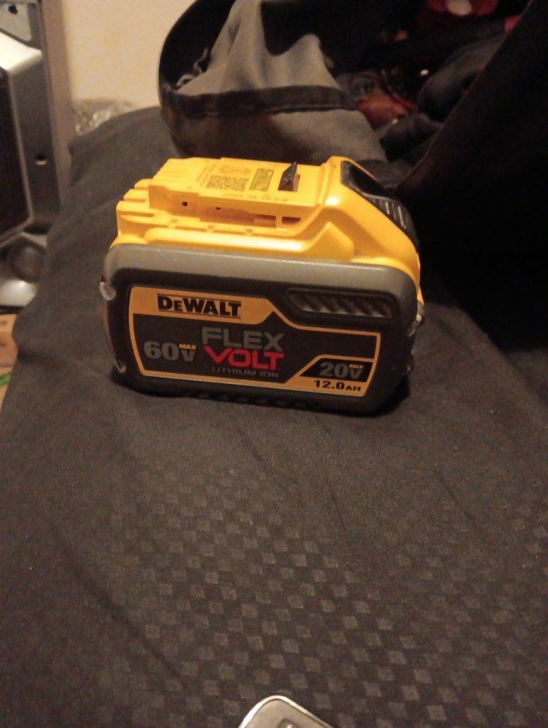 Dewalt Battery