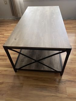 Coffe Table Excellent Condition $60