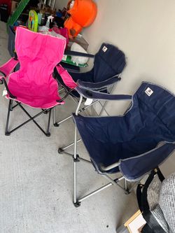 Academy folding chairs