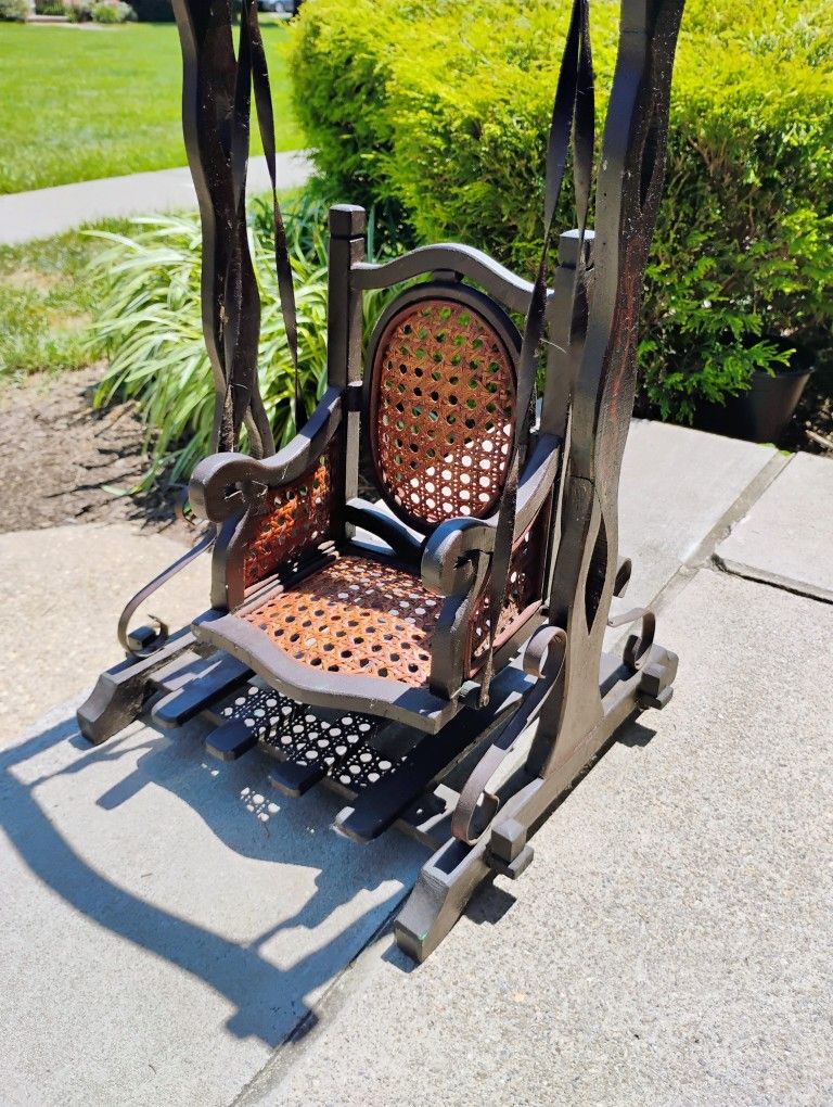 Vintage Wooden (Doll Sized) Swinging Chair