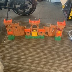 Toy castle