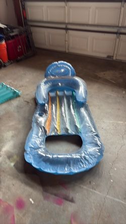 Pool floats