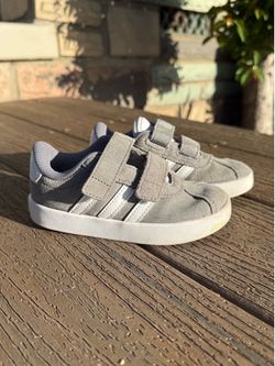 Adidas Toddler Sneakers – Size 7.5T – Excellent Condition