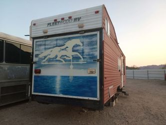 26ft TOY HAULER