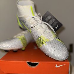 Nike soccer shoes SUPERFLY 8 ELITE FG men’s 12, women’s 13,5