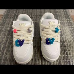 women’s lv shoes size 8