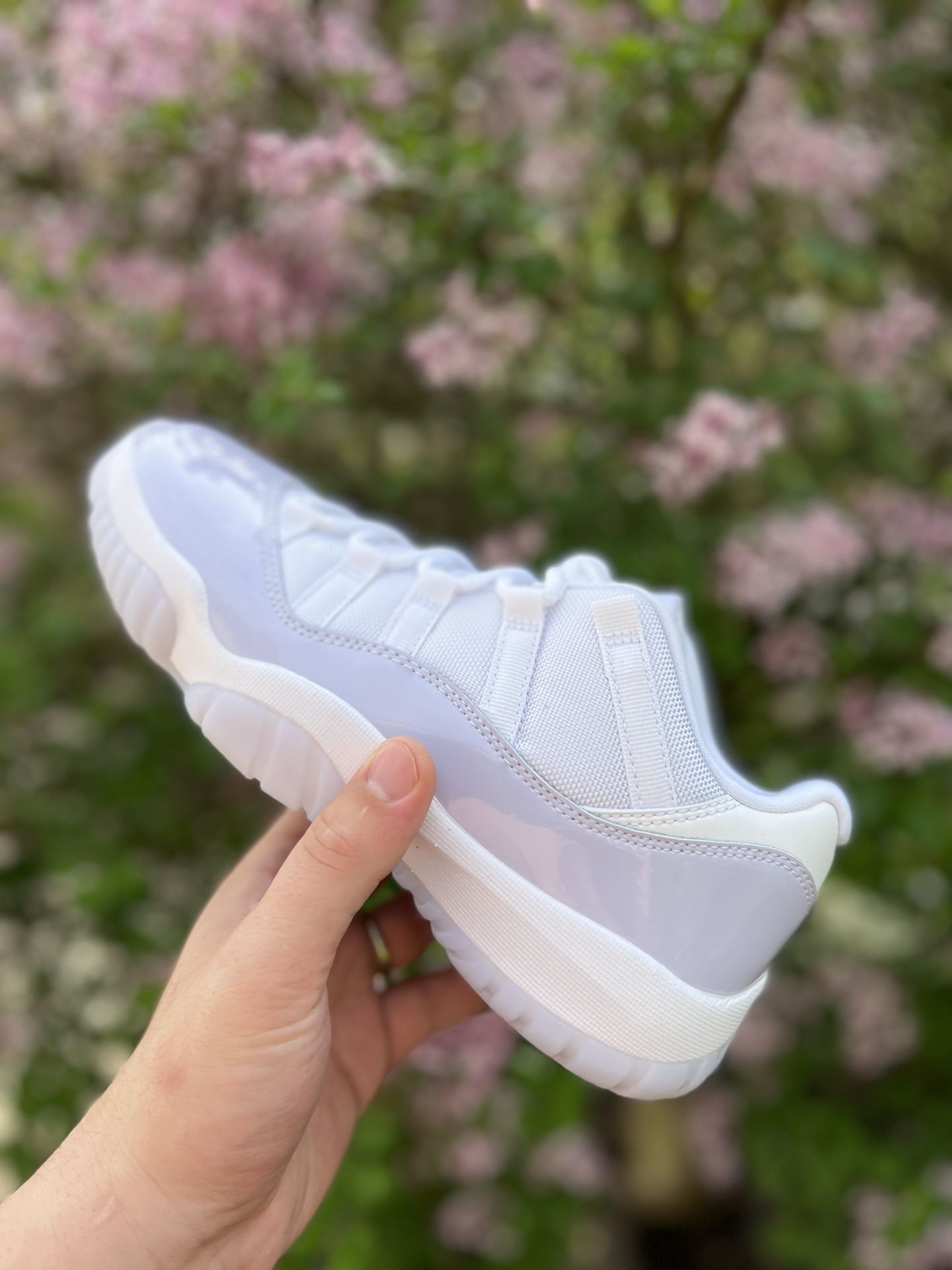 Nike Air Jordan 11 Low Pure Violet AH7860-101 Size 9W/7.5M BRAND NEW IN HAND!