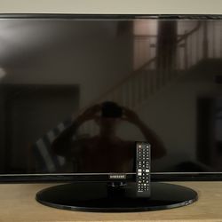 Samsung 43 Inch TV 