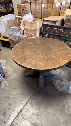 Round Wood Pedestal Dining Table 48”