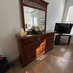 King size bedroom set