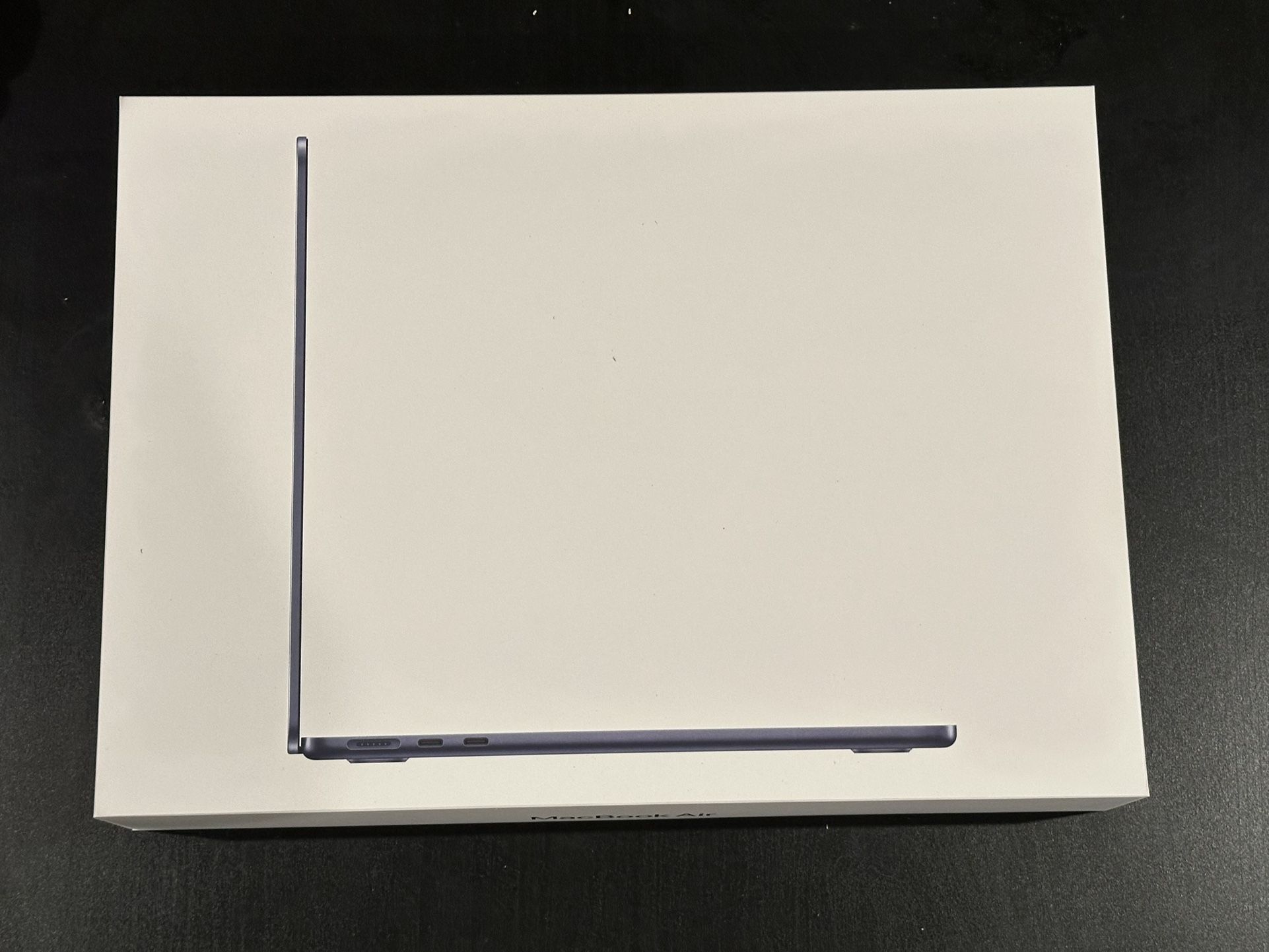 New Apple MacBook Air M4 13” 256GB 16GB RAM Midnight