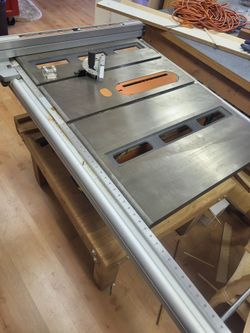 Ridgid TS3650 10-inch Contractor Table Saw