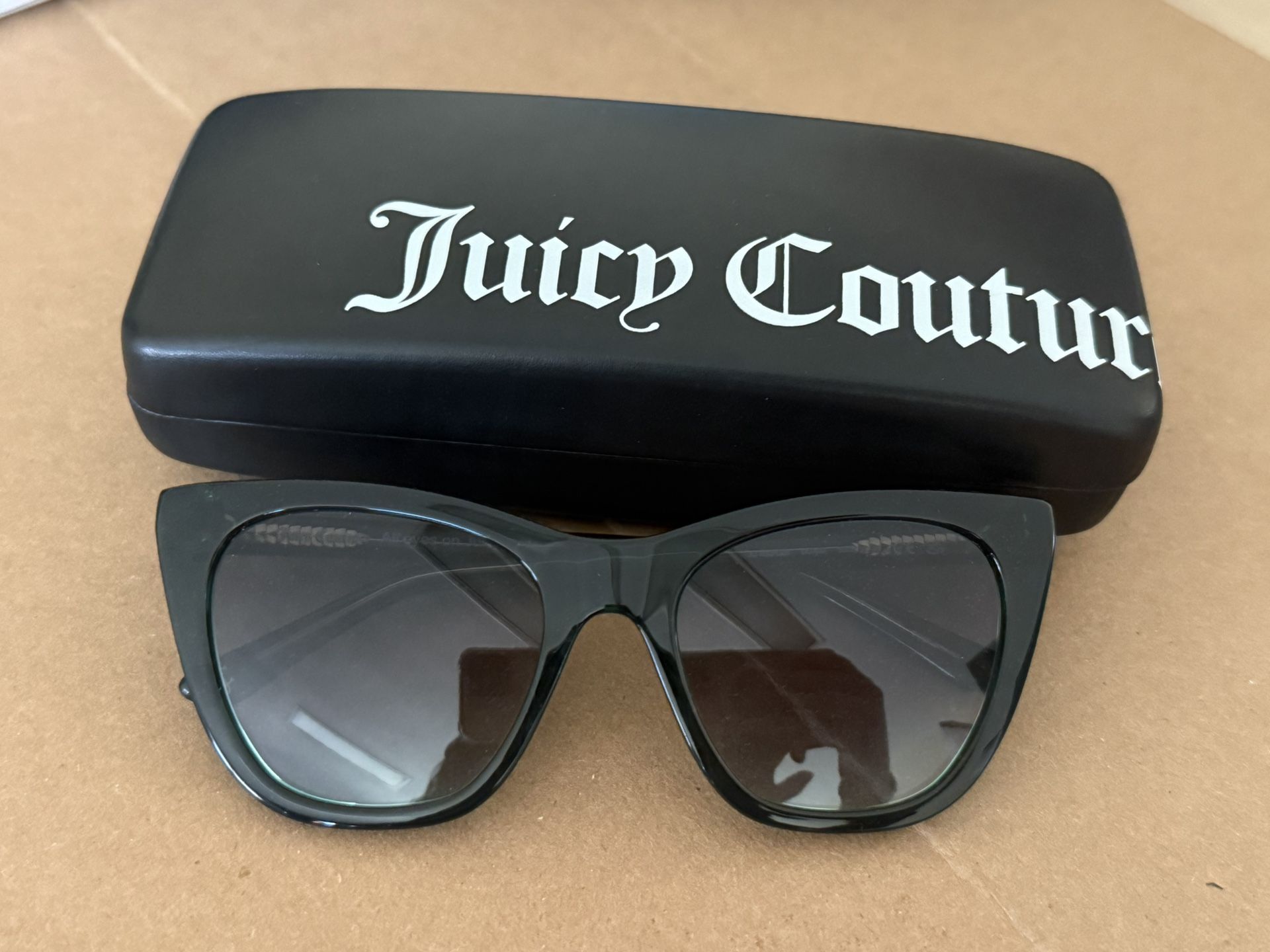 Juicy Couture