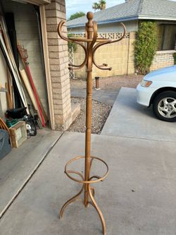 Wood coat / hat rack