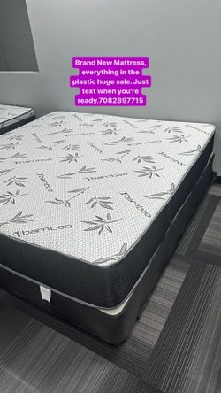 Huge sale for Mattress And Box Twin size #mattress and box 150.$ full 190$ Queen 200$ king 290$. free delivery free set up 708….289…7715… cash or Zell