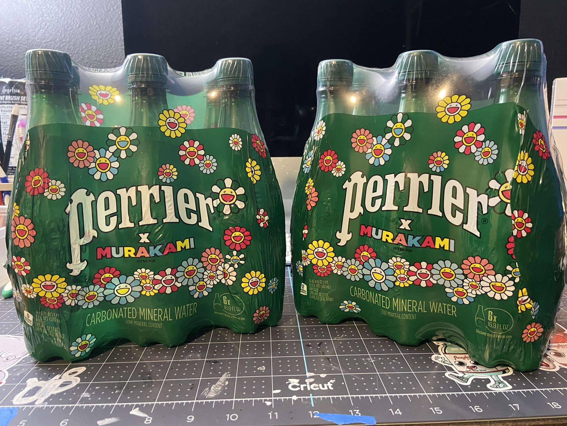 Perrier x Murakami 6 pack