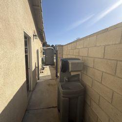 Portable Restroom & Sink 