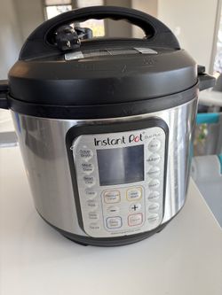 Instant Pot Duo Plus 9-in-1 Pressure Cooker (6 Qt) – Excellent Condition