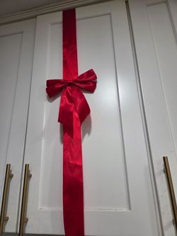New Cabinet Christmas Bow