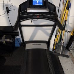Free Proform Treadmill (motor needs to be repaired)