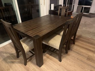 Dining Room Table