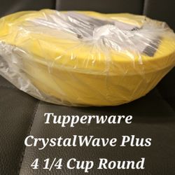 Tupperware CrystalWave Plus 4 1/4 Cup Round Bowl