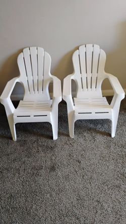 Set of 2 White Plastic Adirondack Style Patio Chairs - Used