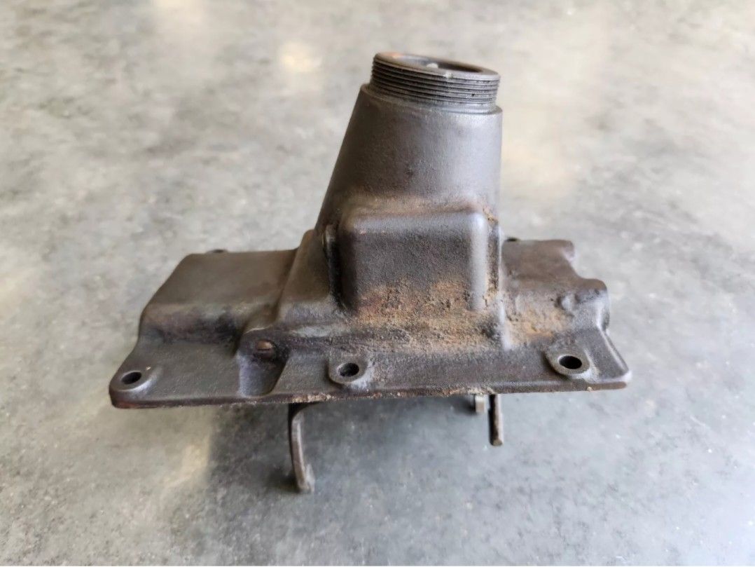 Ford Transmission Top Loader Slant Shift Fork Cover