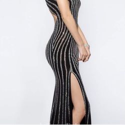 Absolutely Fabulous Dress For Weddings , Cocktails  , Evenings Party 